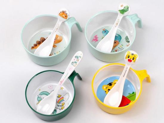 Bột Melamine cho bộ đồ ăn trẻ em